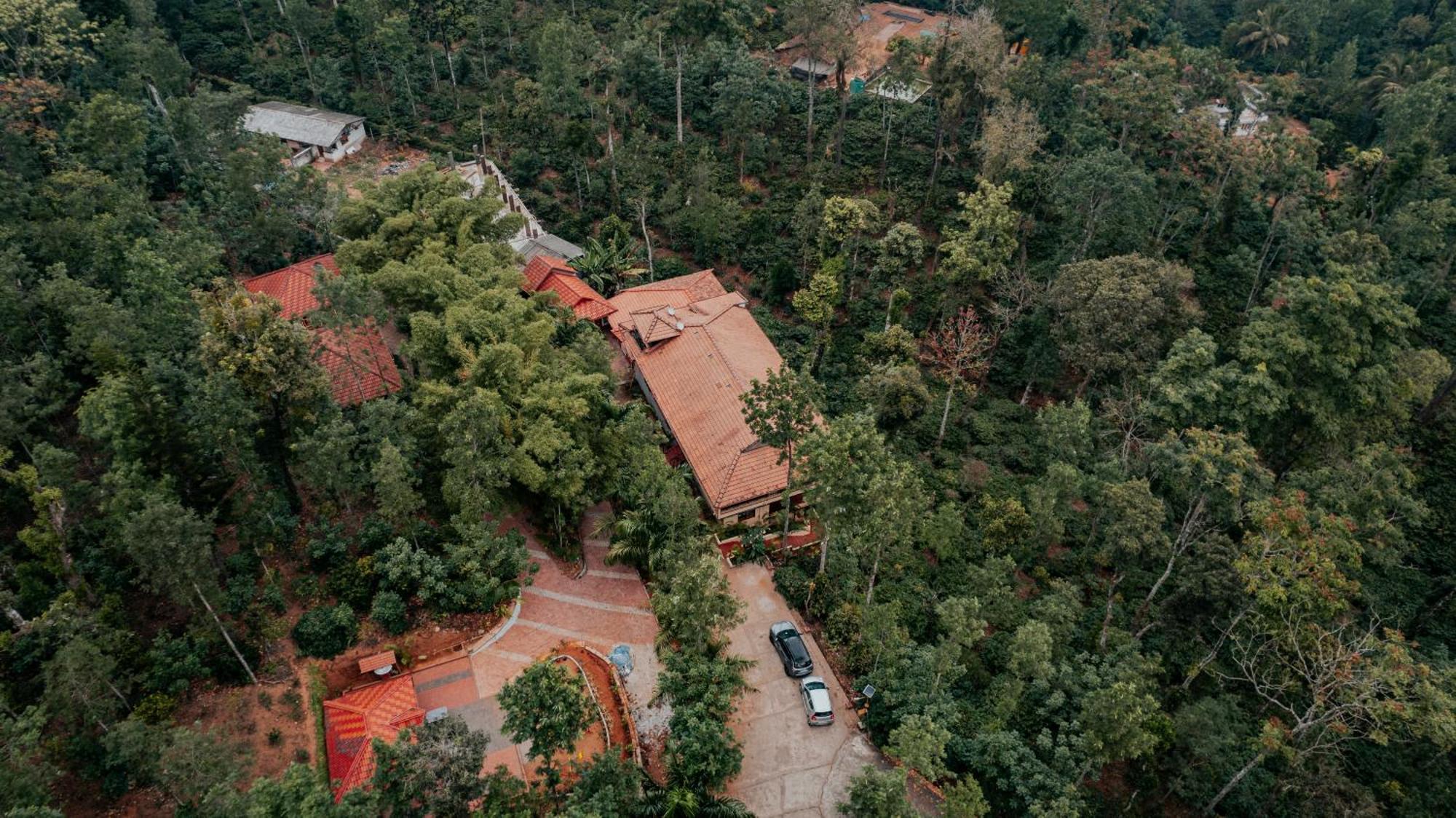 Kingmaker'S Plantation With River Stream Мадикери Экстерьер фото